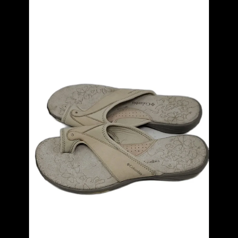 Columbia Women’s Light Tan Thong Sandals Size 10